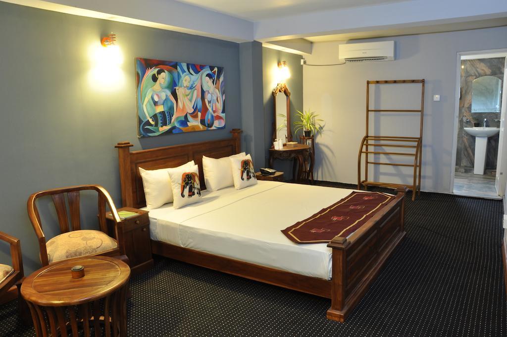 Hotel Tinaya Dambulla Eksteriør bilde